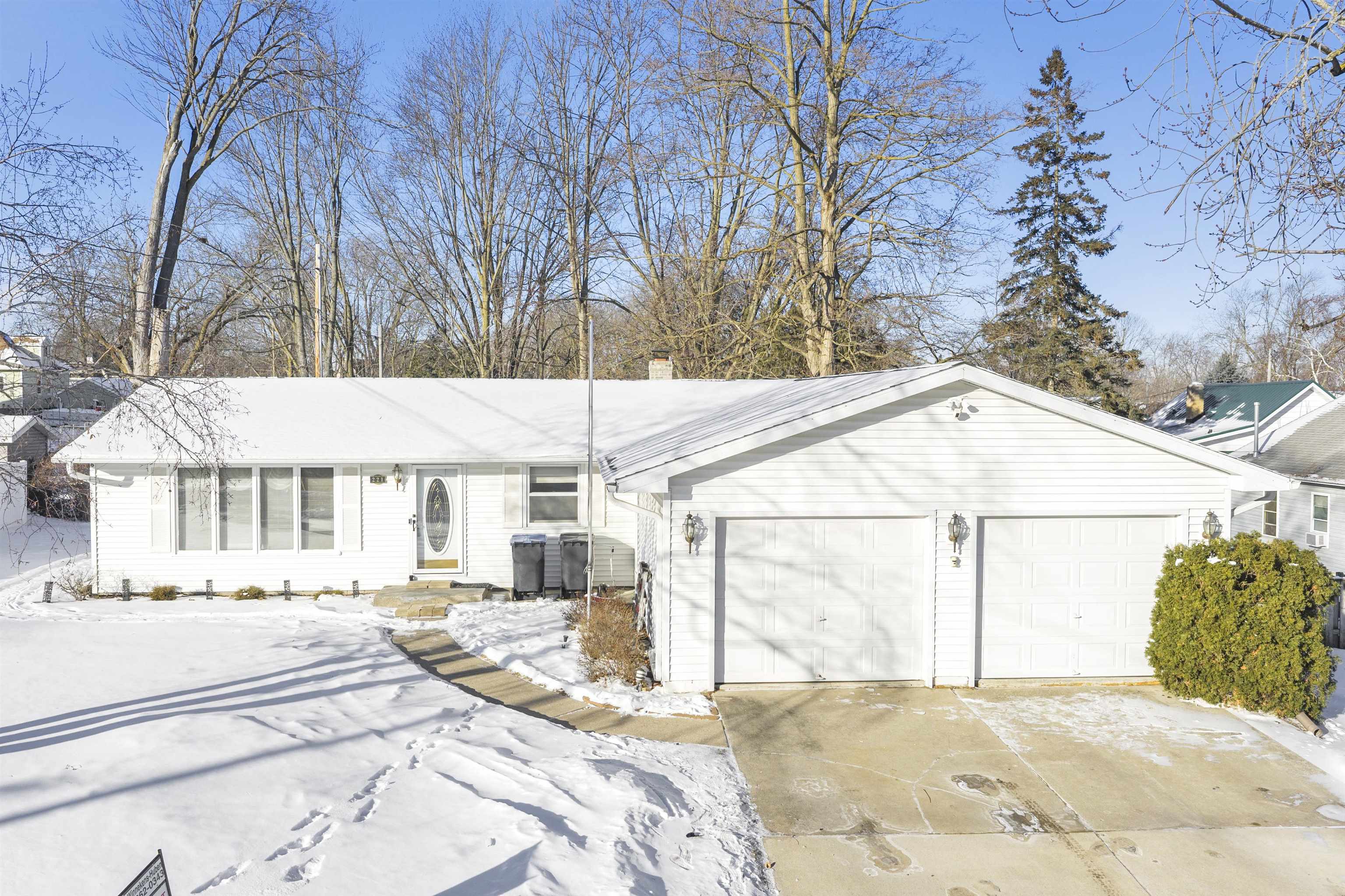 221 Jorgensen Street Denmark, WI 54208 - Photo 22 of 28