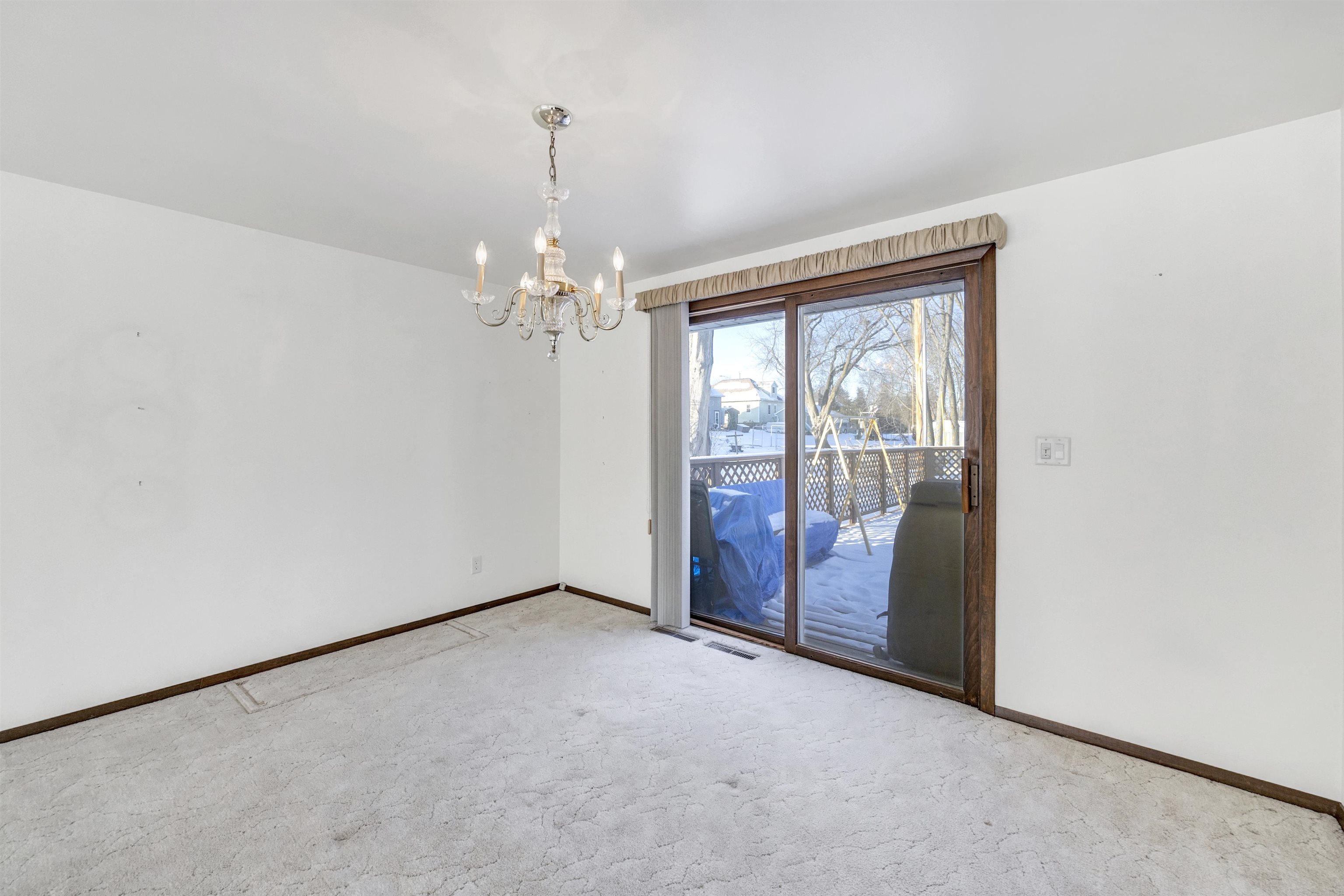 221 Jorgensen Street Denmark, WI 54208 - Photo 5 of 28