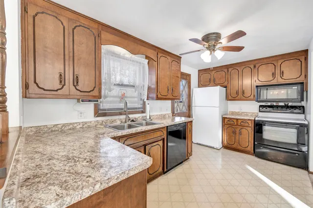 $249,900 | 221 Jorgensen Street, Denmark, WI 54208