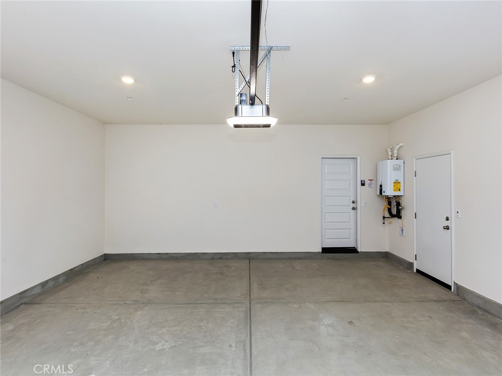 19557 Hanging Rock Road Lake Elsinore, CA 92532 - Photo 43 of 54