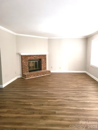 $1,275 | 2141 Selwyn Avenue, Unit 212, Charlotte, NC 28207