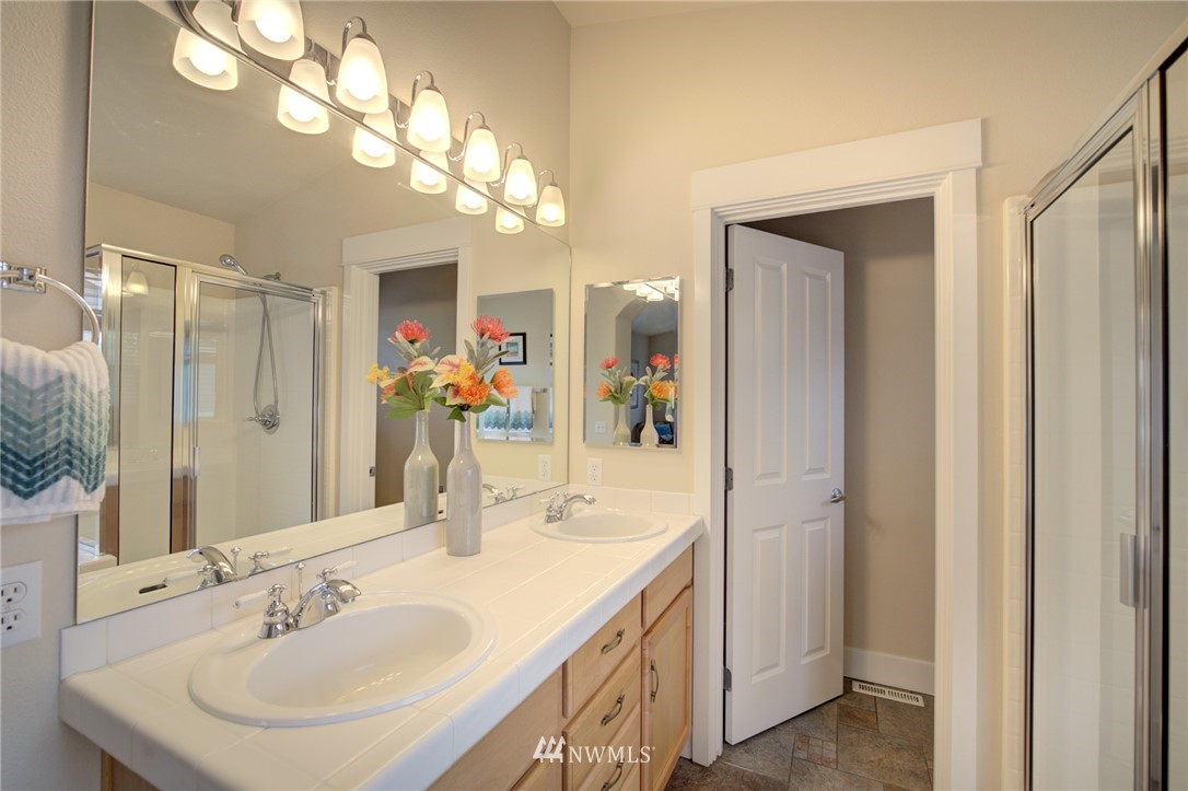 8855 Northeast 176th Street Bothell, WA 98011 - Photo 30 of 38 Gallery Image 30