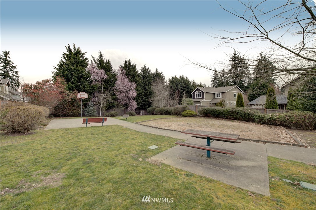 8855 Northeast 176th Street Bothell, WA 98011 - Photo 37 of 38 Gallery Image 37