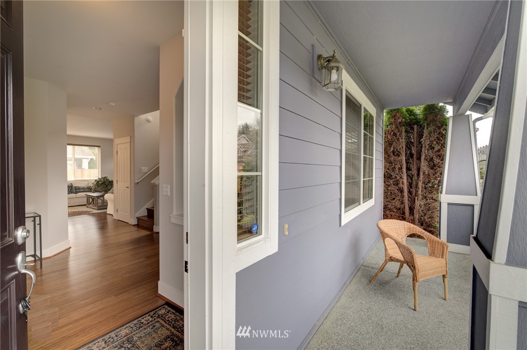 8855 Northeast 176th Street Bothell, WA 98011 - Photo 5 of 38 Gallery Image 5
