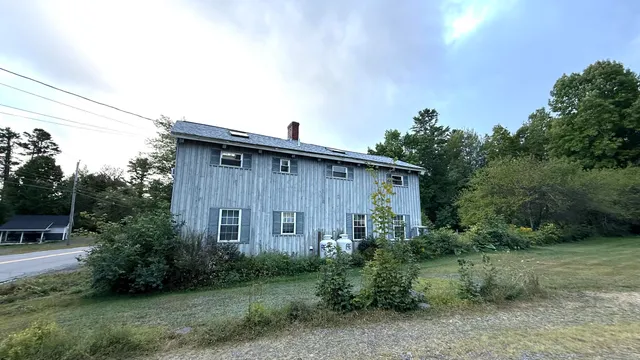$178,900 | 1123 South Street, Dover-Foxcroft, ME 04426