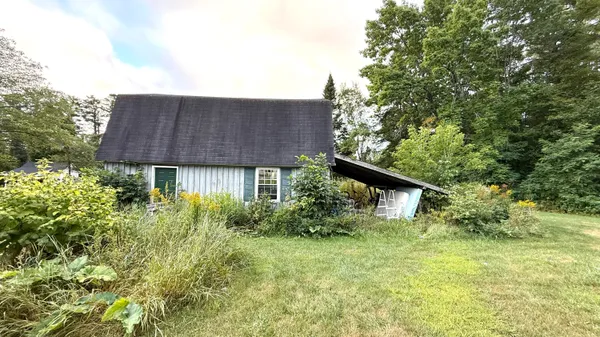 $174,000 | 1123 South Street, Dover-Foxcroft, ME 04426