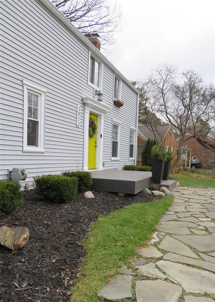 1911 Colchester Road Flint, MI 48503 - Photo 3 of 56 50062582-2.JPG