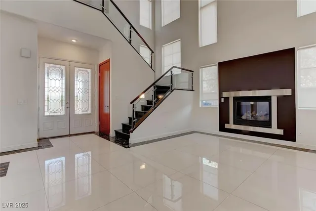 $3,200 | 2550 Regency Cove Court, Las Vegas, NV 89121