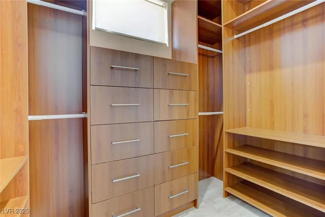 $3,200 | 2550 Regency Cove Court, Las Vegas, NV 89121