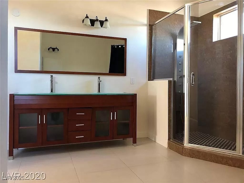 2550 Regency Cove Court Las Vegas, NV 89121 - Photo 19 of 52