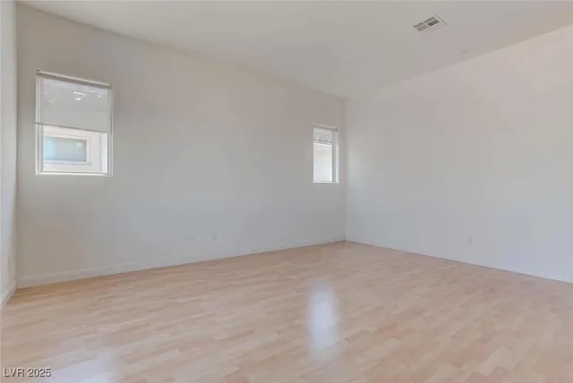 $3,200 | 2550 Regency Cove Court, Las Vegas, NV 89121