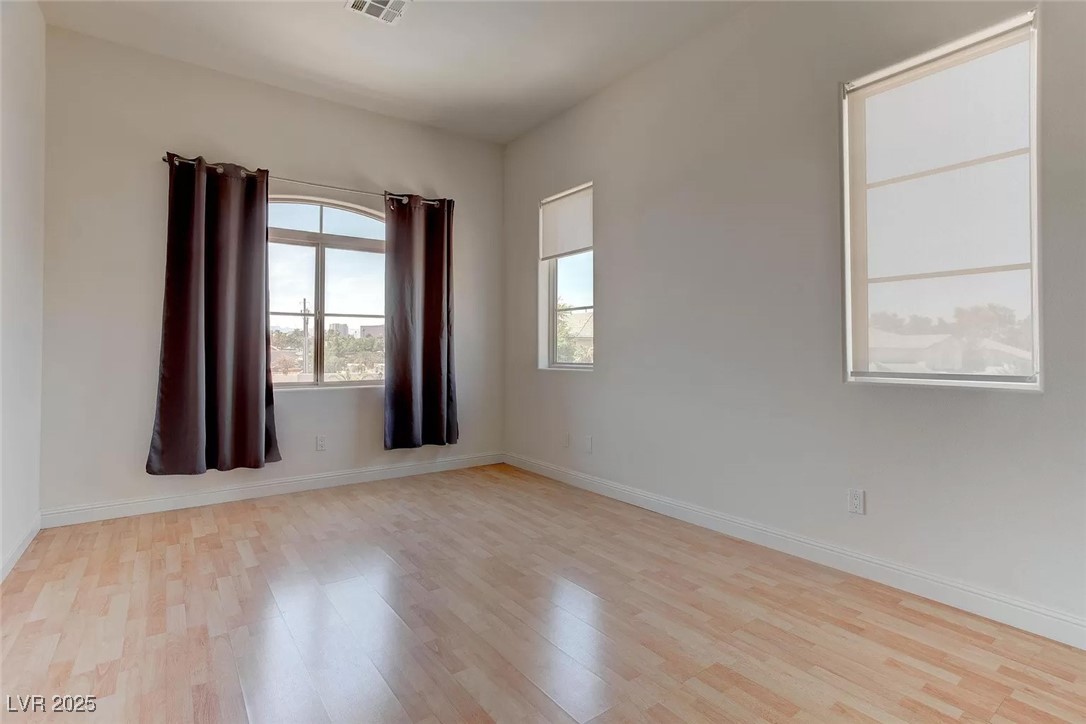 2550 Regency Cove Court Las Vegas, NV 89121 - Photo 31 of 52