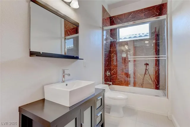 $3,200 | 2550 Regency Cove Court, Las Vegas, NV 89121