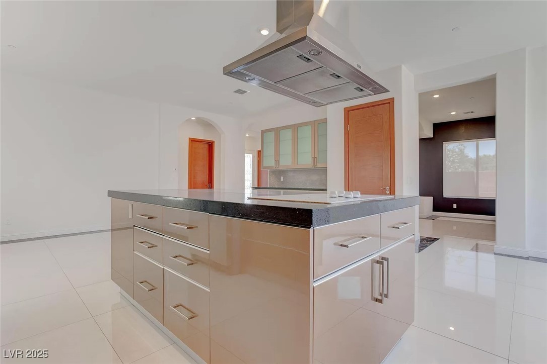 2550 Regency Cove Court Las Vegas, NV 89121 - Photo 5 of 52