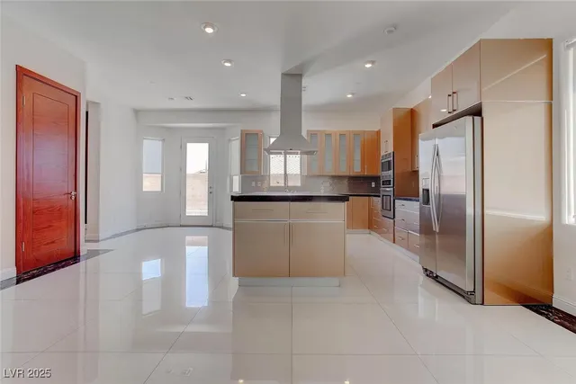 $3,200 | 2550 Regency Cove Court, Las Vegas, NV 89121