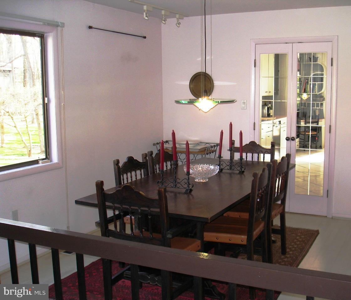 11049 Swansfield Road Columbia, MD 21044 - Photo 15 of 30 Dining Room