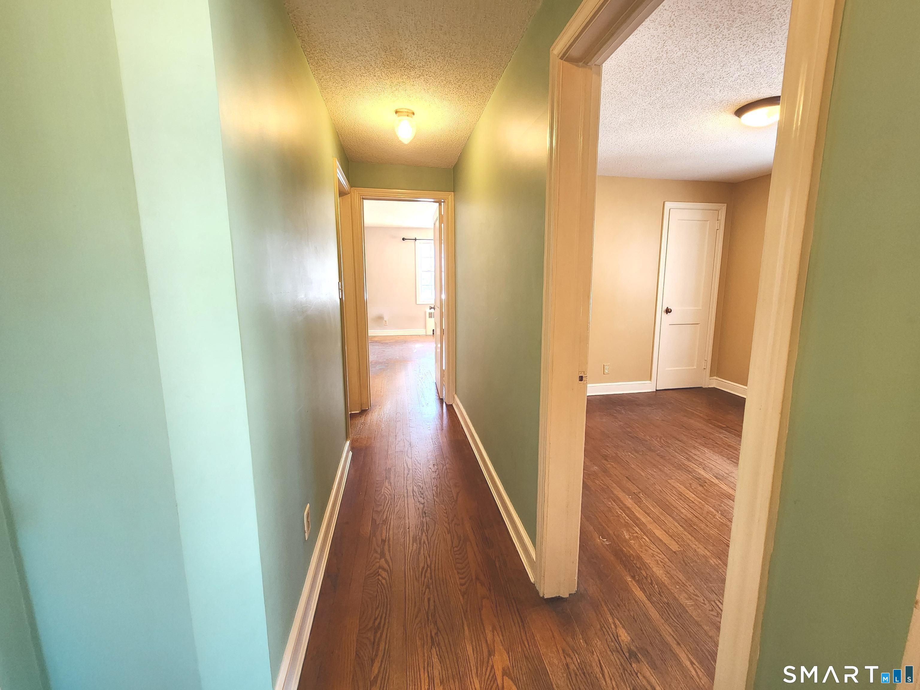 257 Green Road Manchester, CT 06042 - Photo 18 of 37