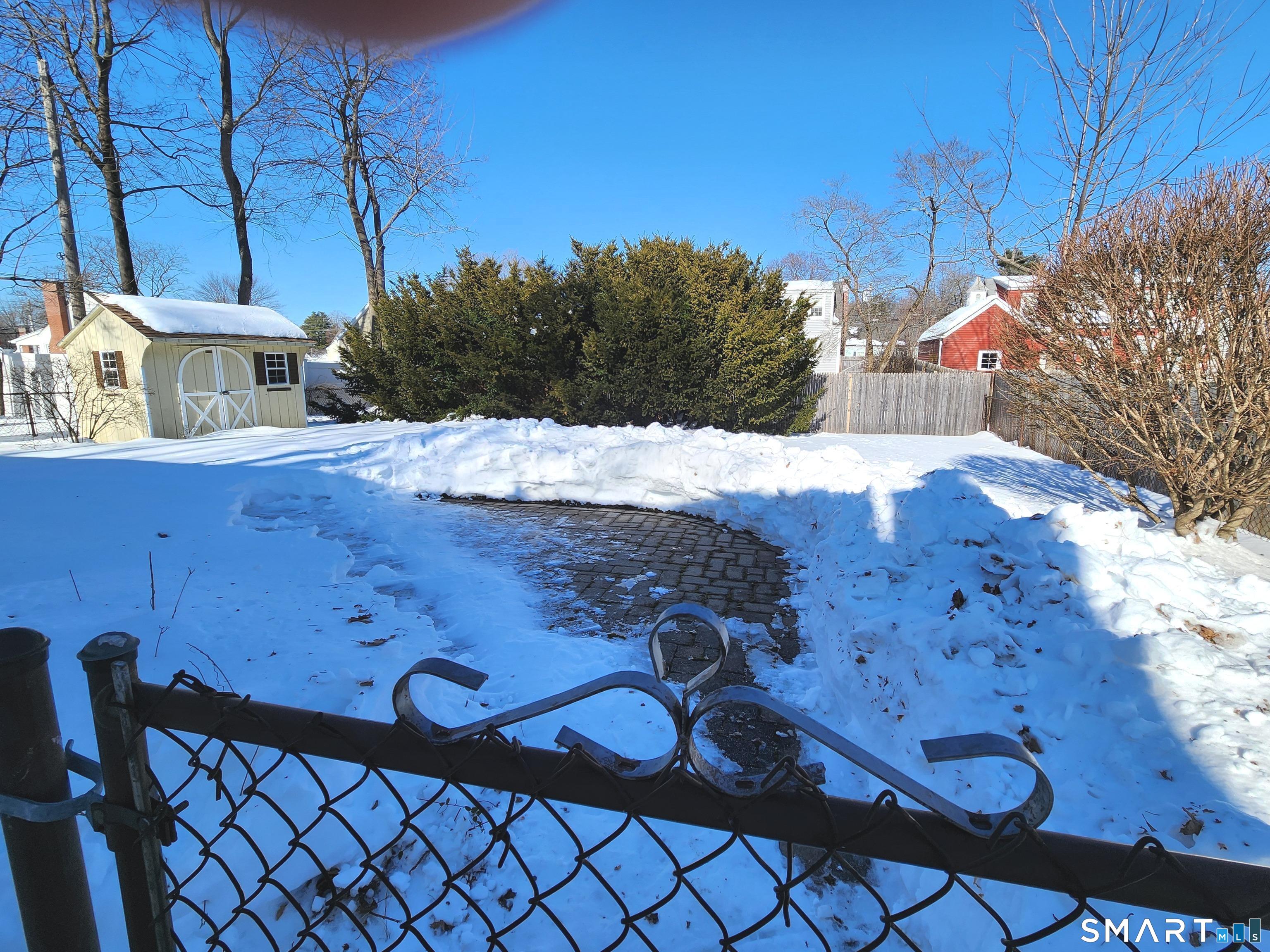 257 Green Road Manchester, CT 06042 - Photo 33 of 37