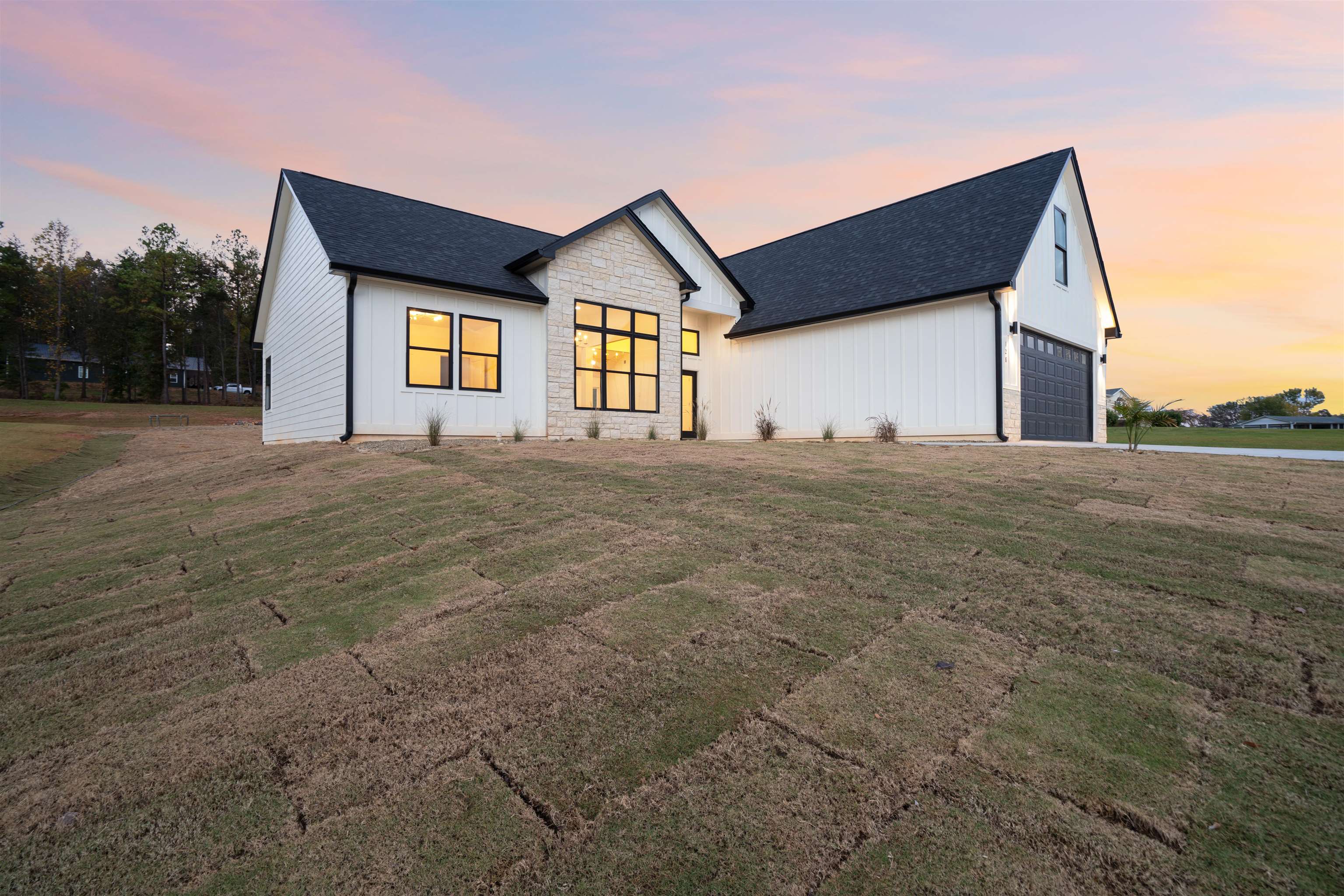 128 Cothran Road Inman, SC 29349 - Photo 4 of 40