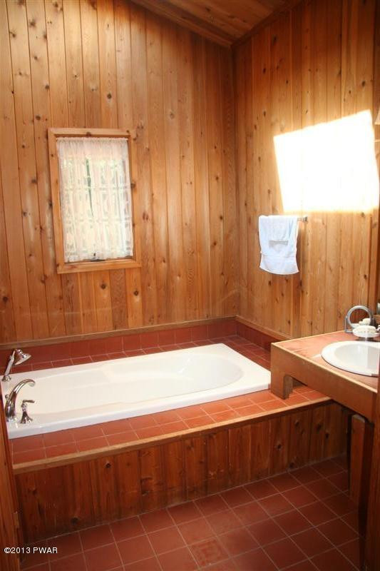 263 Lake Quinn Road Waymart, PA 18472 - Photo 40 of 50