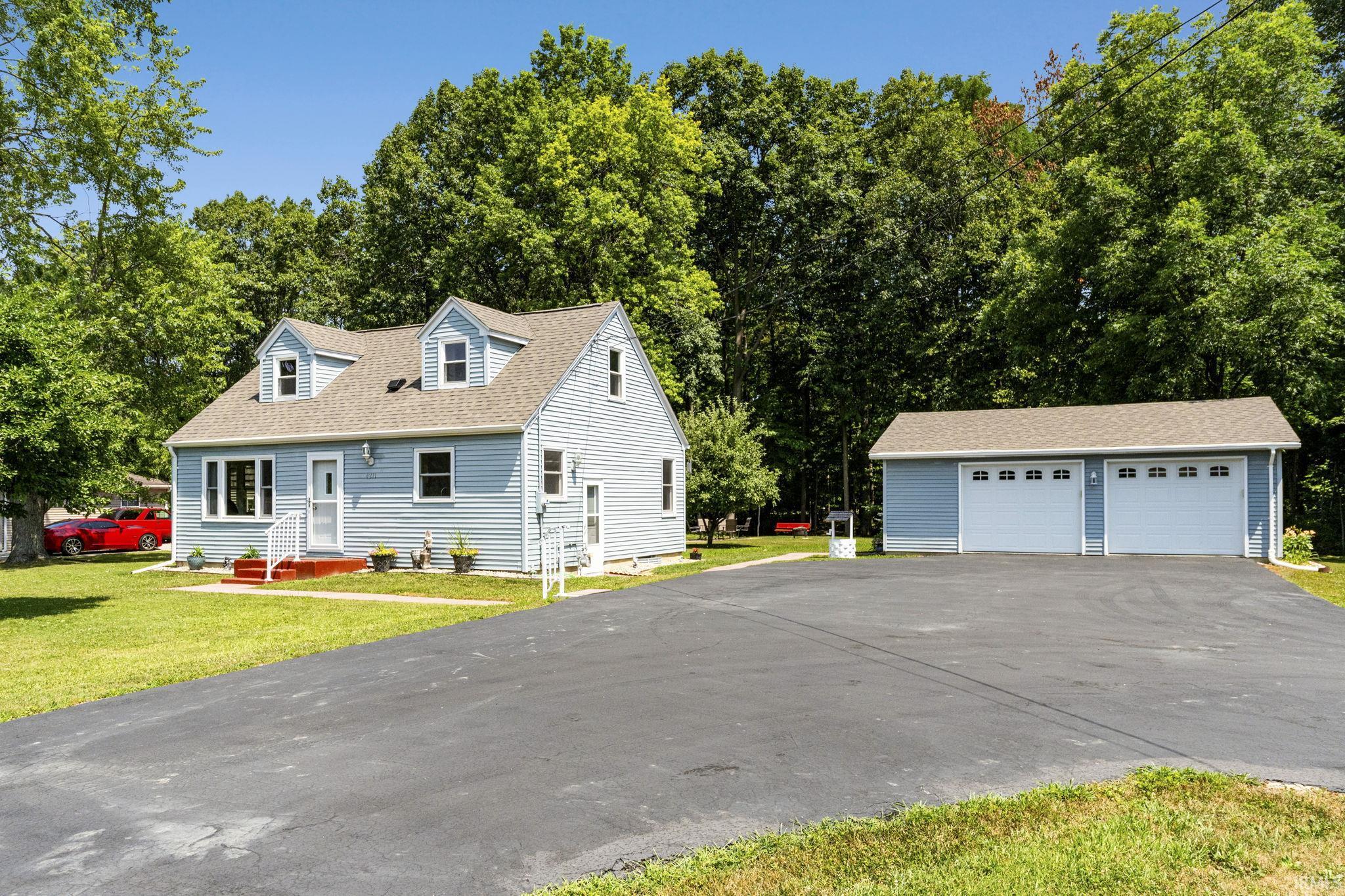 4211 Evard Road Fort Wayne, IN 46835 - Photo 2 of 33 Gallery Image 2