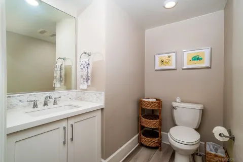 $1,599,000 | 807 Santa Barbara Place, San Diego, CA 92109