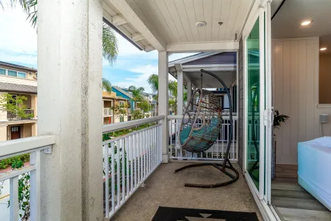 $1,599,000 | 807 Santa Barbara Place, San Diego, CA 92109