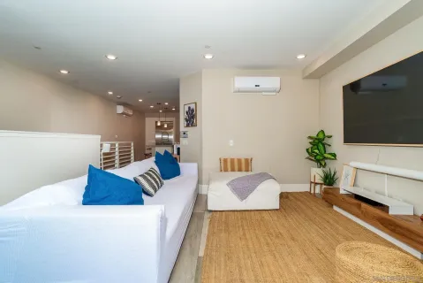 $1,599,000 | 807 Santa Barbara Place, San Diego, CA 92109