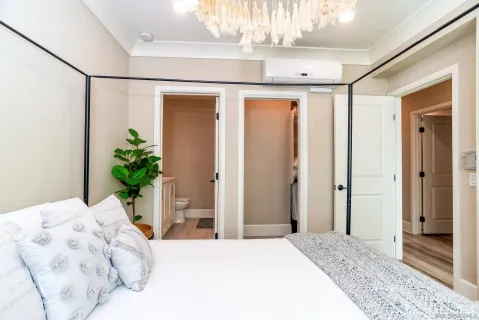 $1,599,000 | 807 Santa Barbara Place, San Diego, CA 92109