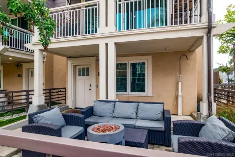 $1,599,000 | 807 Santa Barbara Place, San Diego, CA 92109