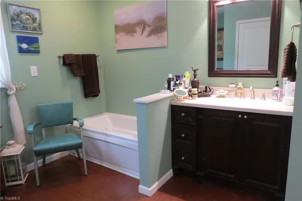 $239,500 | 210 Gunters Hill Road, Moravian Falls, NC 28654