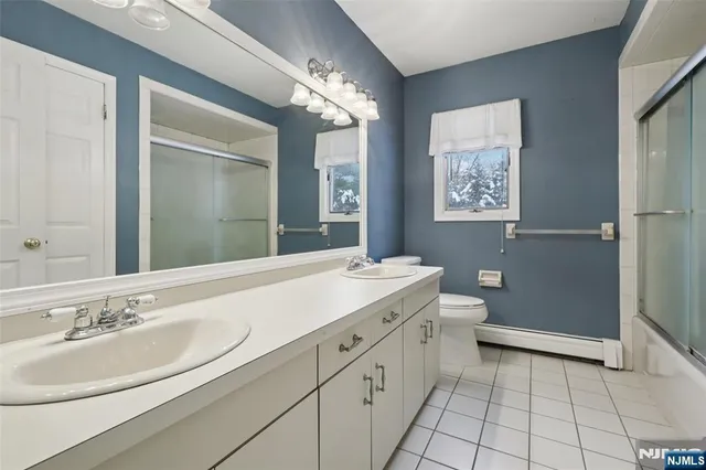 $895,000 | 45 Lake Road, Upper Saddle River, NJ 07458