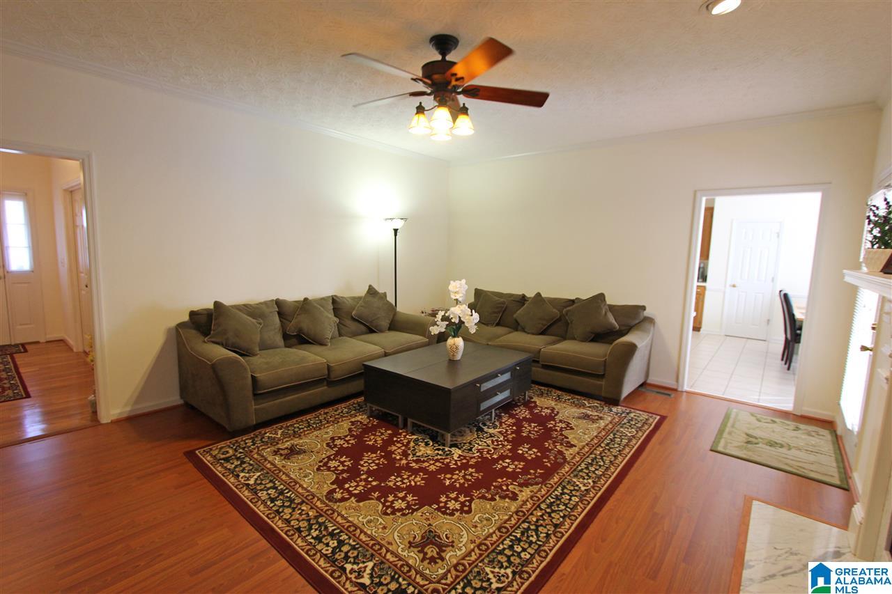 800 Emilys Pass Southwest Jacksonville, AL 36265 - Photo 3 of 50
