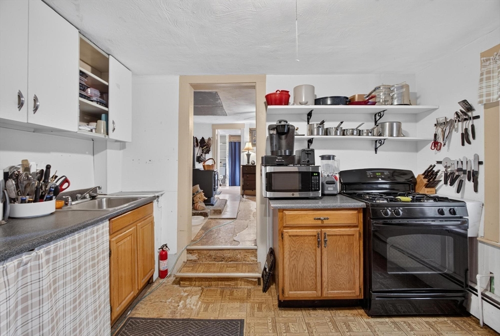 542 R Wanoosnoc Road Fitchburg, MA 01420 - Photo 17 of 29 Gallery Image 17
