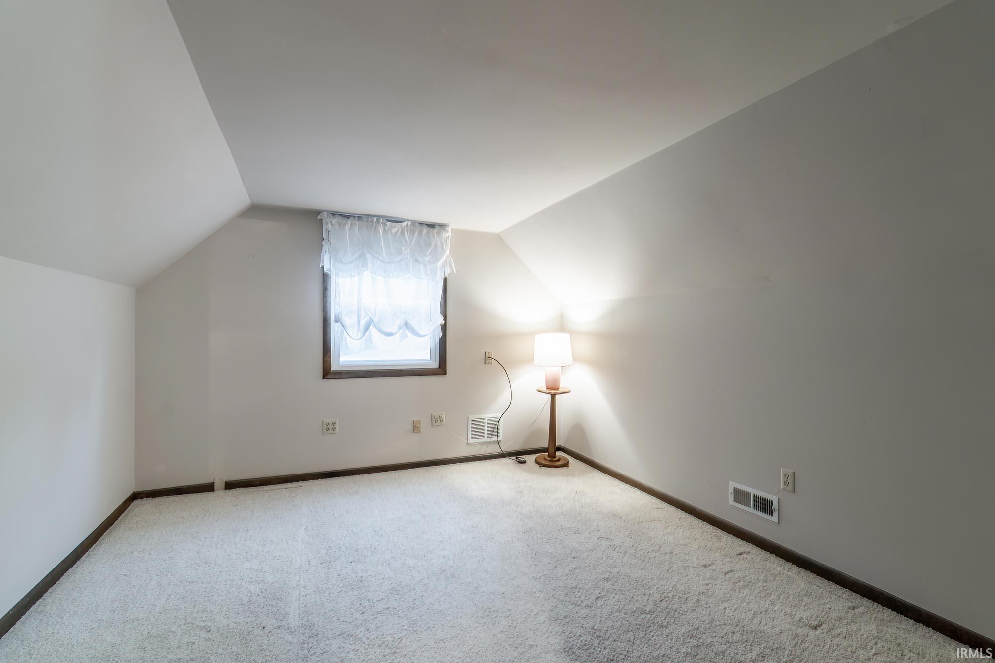 9246 Fritz Road Fort Wayne, IN 46818 - Photo 27 of 36