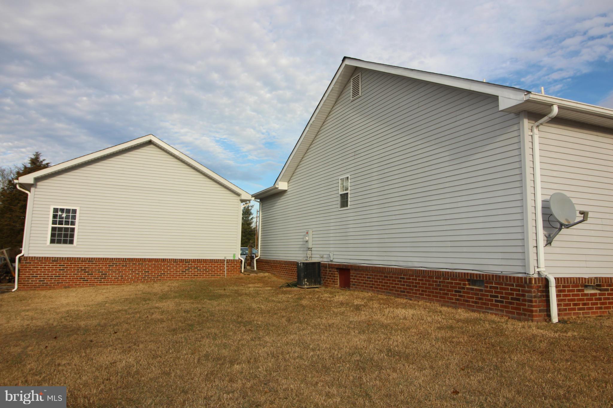 7459 Botha Road Bealeton, VA 22712 - Photo 8 of 30 Exterior (Rear)
