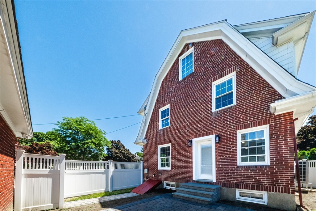 8 Horace Road Belmont, MA 02478 - Photo 18 of 20