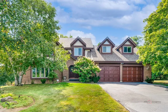 $874,900 | 1545 Chickamauga Lane, Long Grove, IL 60047