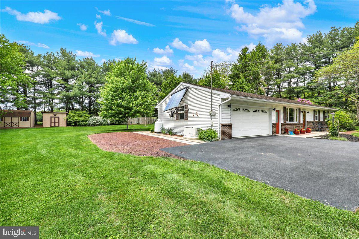 24 Mountain View Road Bethel, PA 19507 - Photo 35 of 37