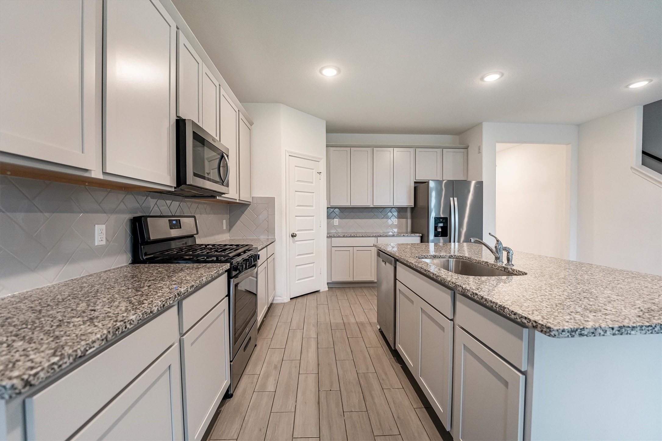 5806 Aurora Grns Lane Katy, TX 77493 - Photo 7 of 50