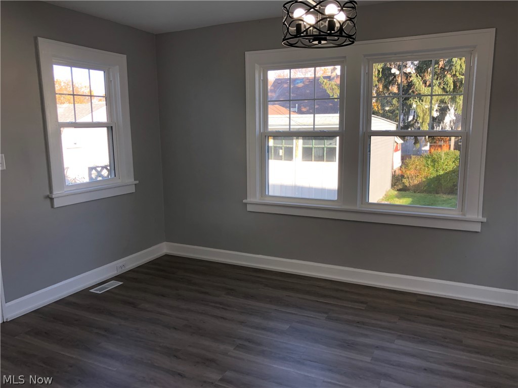 4491 Broadale Road Cleveland, OH 44109 - Photo 9 of 20 Gallery Image 9