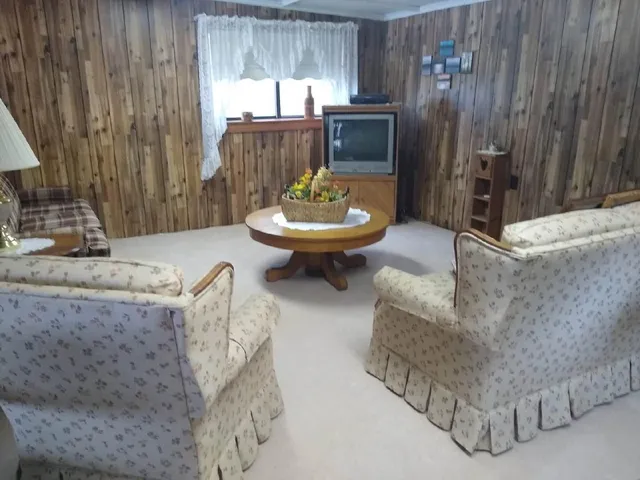 $599,900 | 162 Hill Road, Millinocket, ME 04462