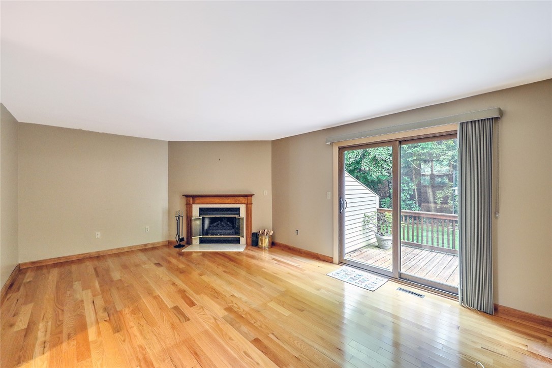 80 Fisher Road, Unit 36 Cumberland, RI 02864 - Photo 8 of 27 Gallery Image 8