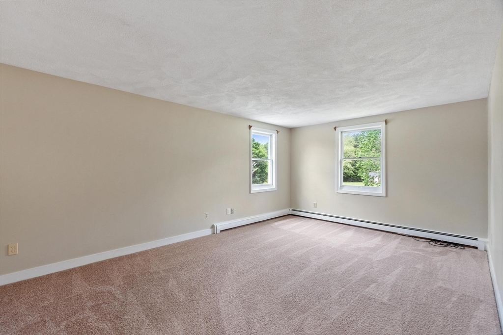 2 Rourke Lane Lynnfield, MA 01940 - Photo 21 of 40