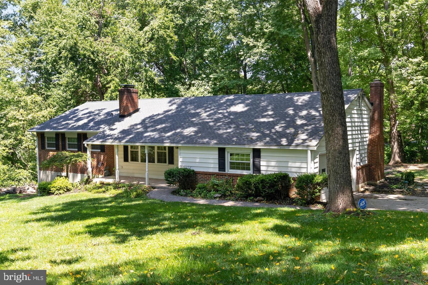 473 Linvill Road Media, PA 19063 - Photo 3 of 31 Charming home nestled in lush greenery.