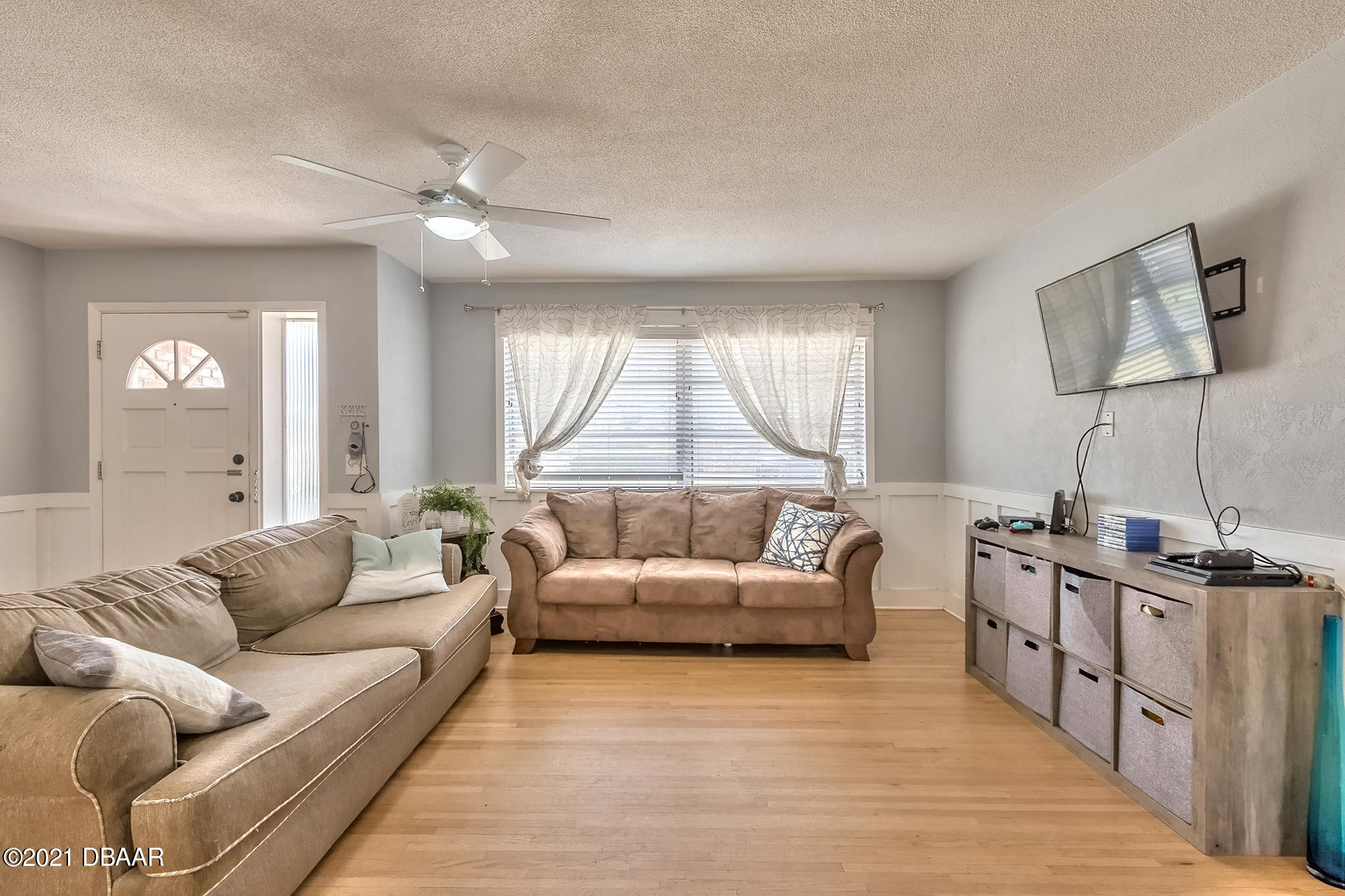832 Lemon Road South Daytona, FL 32119 - Photo 6 of 37 832-21