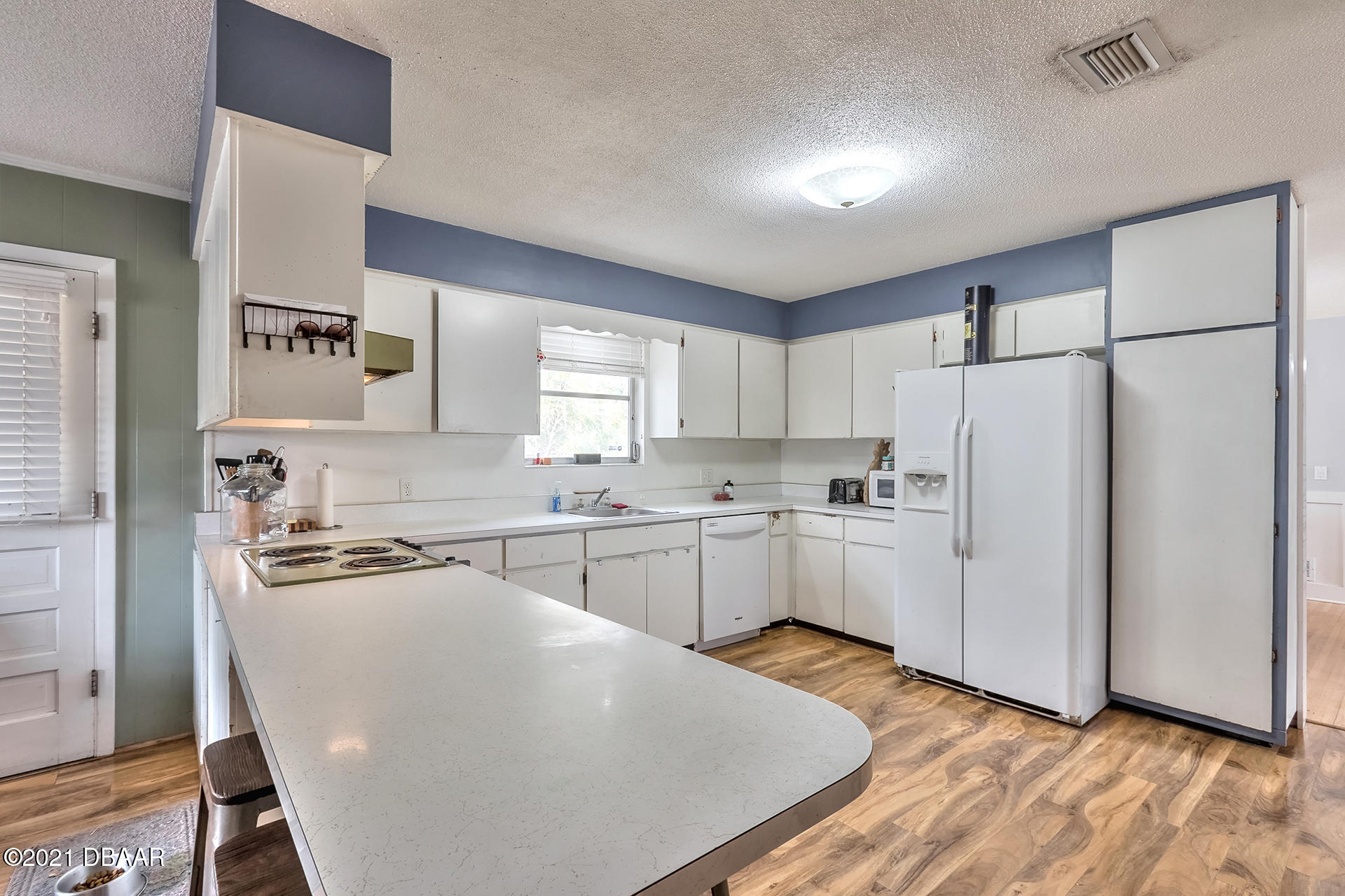 832 Lemon Road South Daytona, FL 32119 - Photo 10 of 37 832-16