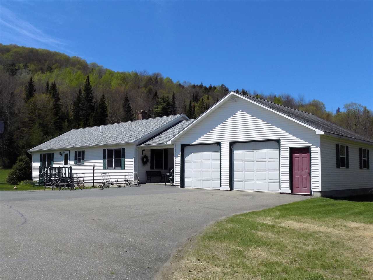 134 Gilfillan Road Barnet, VT 05821 - Photo 2 of 23