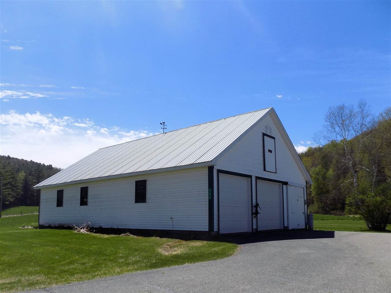 134 Gilfillan Road Barnet, VT 05821 - Photo 3 of 23