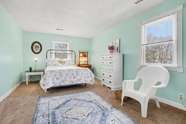 $349,000 | 1056 Parkwood Drive, Nappanee, IN 46550